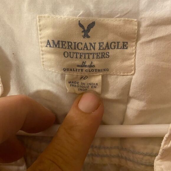 AMERICAN Eagle Outfitters - Picture 3 of 3